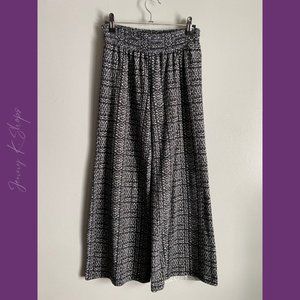 Mudd | Soft & Stretchy Navy Blue & White Aztec Print Wide Leg Pants | Size: 14